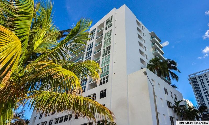 Moonbay Edgewater cover